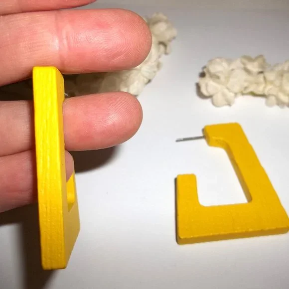 Yellow Hoop Earrings Painted Wood Wooden Trapezoid Shape Jewelry Set Pair A841 - Picture 4 of 5